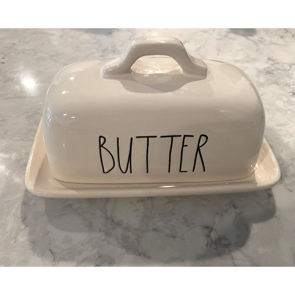 Rae Dunn butter dish